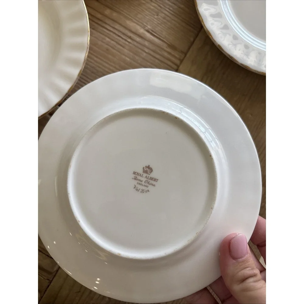 5 Royal Albert China Val D'or Pattern White Gold Edge Bread Butter Plate 6 1/4